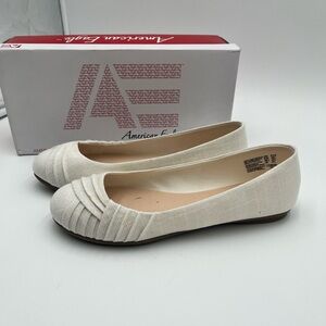 American Eagle Outfitters Women's White Flats